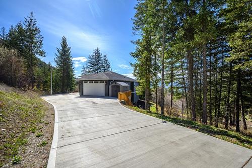 1-5720 Hartnell Road, Vernon, BC - Outdoor