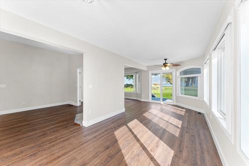 57 Kingfisher Drive, Penticton, BC - Indoor Photo Showing Other Room