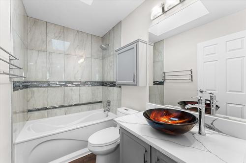 57 Kingfisher Drive, Penticton, BC - Indoor Photo Showing Bathroom