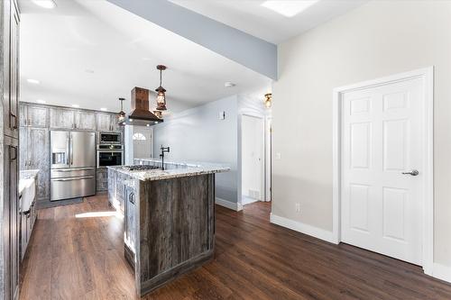 57 Kingfisher Drive, Penticton, BC - Indoor Photo Showing Kitchen With Upgraded Kitchen