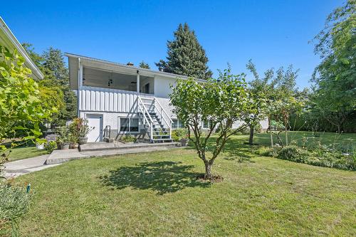 669 Paret Place, Kelowna, BC - Outdoor