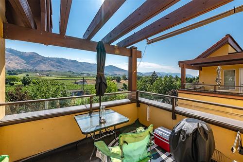 404-7600 Cottonwood Drive, Osoyoos, BC - Outdoor With Balcony With View With Exterior