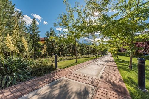 404-7600 Cottonwood Drive, Osoyoos, BC - Outdoor With View