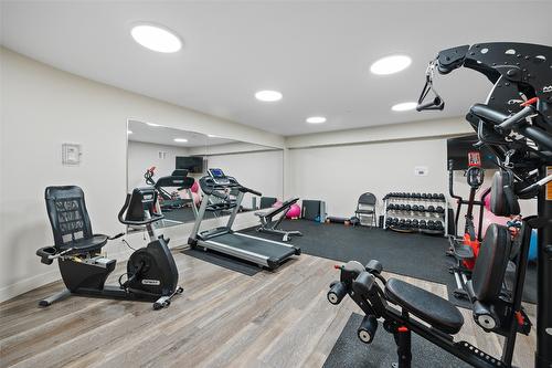 316-3865 Truswell Road, Kelowna, BC - Indoor Photo Showing Gym Room