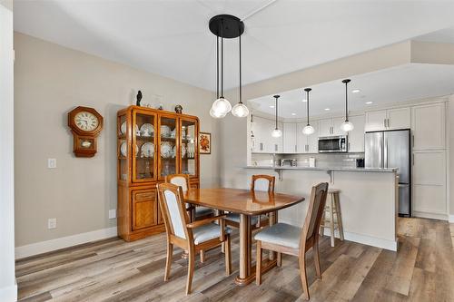 316-3865 Truswell Road, Kelowna, BC - Indoor Photo Showing Dining Room