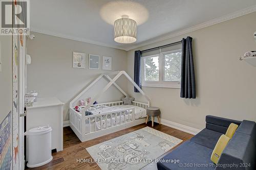 158 Hanson Road, Mississauga (Fairview), ON - Indoor Photo Showing Bedroom