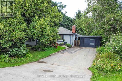 85 Enmore Avenue, Hamilton (Ancaster), ON - Outdoor