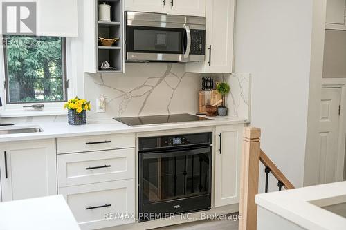 85 Enmore Avenue, Hamilton (Ancaster), ON - Indoor Photo Showing Kitchen