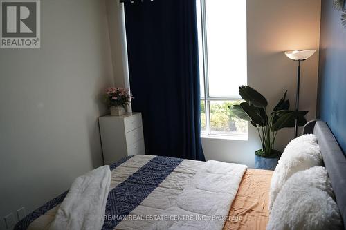 105 - 3655 Kingston Road, Toronto (Scarborough Village), ON - Indoor Photo Showing Bedroom