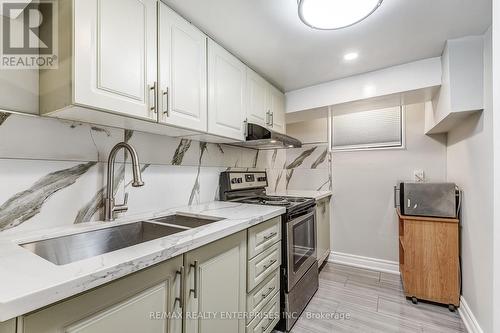 31 Chatterton Boulevard, Toronto (Scarborough Village), ON - Indoor Photo Showing Kitchen