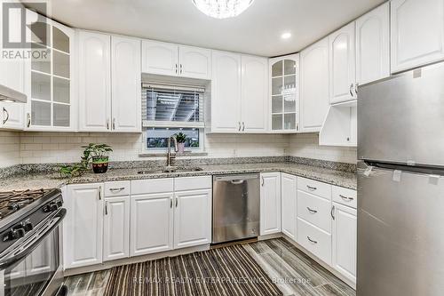 31 Chatterton Boulevard, Toronto (Scarborough Village), ON - Indoor Photo Showing Kitchen With Double Sink