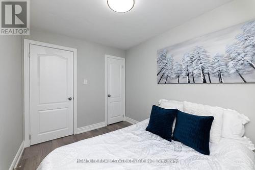 150 Magnolia Avenue, Toronto (Kennedy Park), ON - Indoor Photo Showing Bedroom