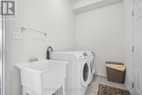 2560 Bandsman Crescent, Oshawa (Windfields), ON - Indoor Photo Showing Laundry Room