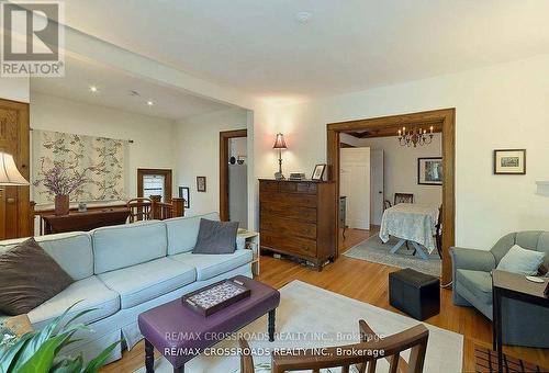 20 Chester Hill Road, Toronto (Playter Estates-Danforth), ON - Indoor Photo Showing Living Room