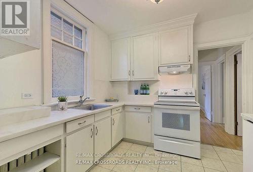 20 Chester Hill Road, Toronto (Playter Estates-Danforth), ON - Indoor Photo Showing Kitchen