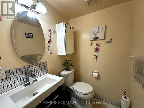 417 - 5 Parkway Forest Drive, Toronto (Henry Farm), ON - Indoor Photo Showing Bathroom