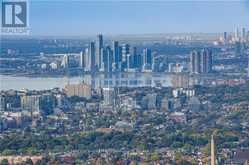 7116 - 388 Yonge Street, Toronto (Bay Street Corridor), ON - Outdoor With View