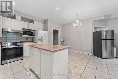 3022 Bayview Avenue, Toronto (Willowdale East), ON - Indoor Photo Showing Kitchen