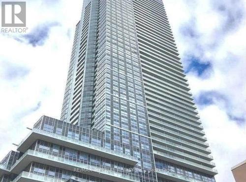 1715 - 386 Yonge Street, Toronto (Bay Street Corridor), ON - Outdoor With Facade