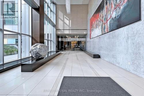 1715 - 386 Yonge Street, Toronto (Bay Street Corridor), ON - Indoor Photo Showing Other Room