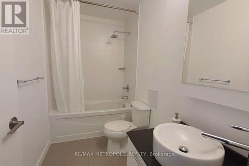 1811 - 500 Sherbourne Street, Toronto (North St. James Town), ON - Indoor Photo Showing Bathroom