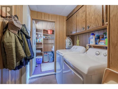 1300 Carson Street, Clinton, BC - Indoor Photo Showing Laundry Room