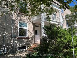 97 GOULBURN AVENUE  Ottawa, ON K1N 8C9