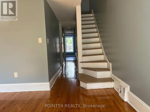 97 Goulburn Avenue, Ottawa, ON - Indoor Photo Showing Other Room