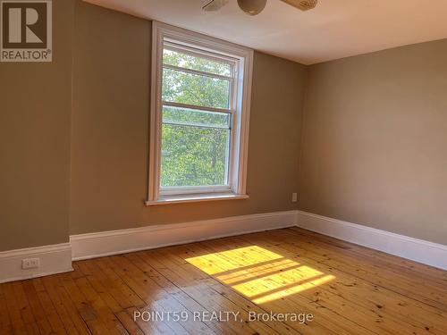 97 Goulburn Avenue, Ottawa, ON - Indoor Photo Showing Other Room