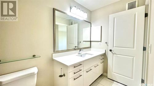 607 710 Gordon Road, Saskatoon, SK - Indoor Photo Showing Bathroom