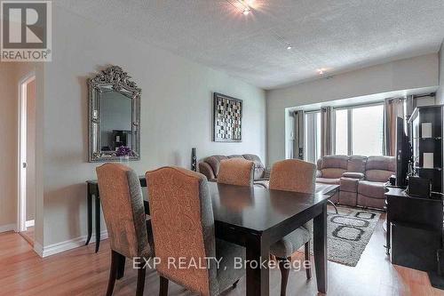 Ph207 - 8 Lee Centre Drive, Toronto (Woburn), ON - Indoor Photo Showing Dining Room