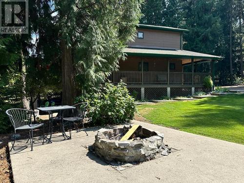 1360 Frisk Road, Christina Lake, BC - Outdoor With Deck Patio Veranda