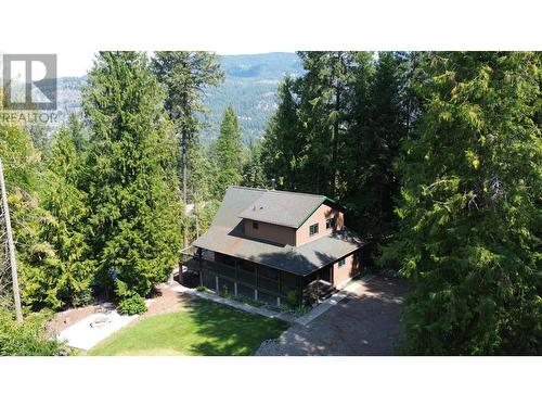 1360 Frisk Road, Christina Lake, BC - Outdoor