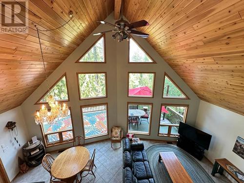 1360 Frisk Road, Christina Lake, BC - Indoor Photo Showing Other Room