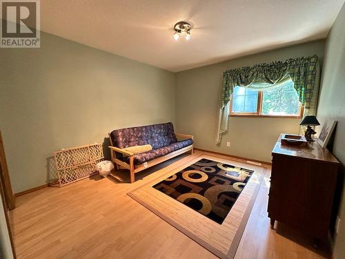 1360 Frisk Road, Christina Lake, BC - Indoor Photo Showing Other Room