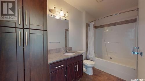 204 Chateau Crescent, Pilot Butte, SK - Indoor Photo Showing Bathroom