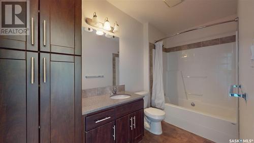 204 Chateau Crescent, Pilot Butte, SK - Indoor Photo Showing Bathroom