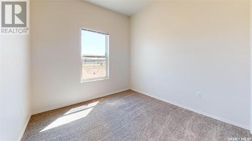 204 Chateau Crescent, Pilot Butte, SK - Indoor Photo Showing Other Room