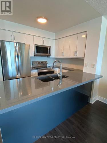 3005 - 50 Brian Harrison Way, Toronto (Bendale), ON - Indoor Photo Showing Kitchen With Double Sink