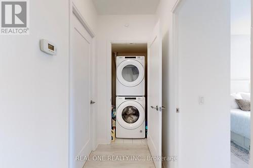 306 - 9000 Jane Street, Vaughan, ON - Indoor Photo Showing Laundry Room