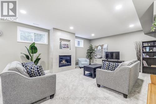 693 Line 3 Road, Niagara-On-The-Lake, ON - Indoor With Fireplace