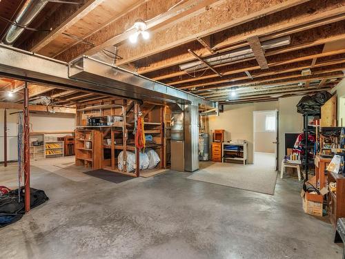 384 Melrose Place, Kamloops, BC - Indoor Photo Showing Basement