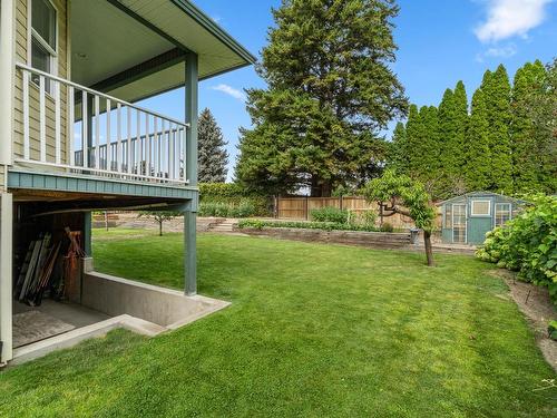 384 Melrose Place, Kamloops, BC - Outdoor With Deck Patio Veranda