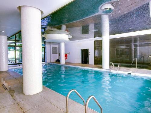 Piscine - 522-1000 Rue Ottawa, Montréal (Le Sud-Ouest), QC - Indoor Photo Showing Other Room With In Ground Pool