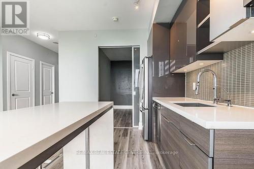 2611 - 33 Shore Breeze Drive, Toronto (Mimico), ON - Indoor Photo Showing Kitchen With Upgraded Kitchen