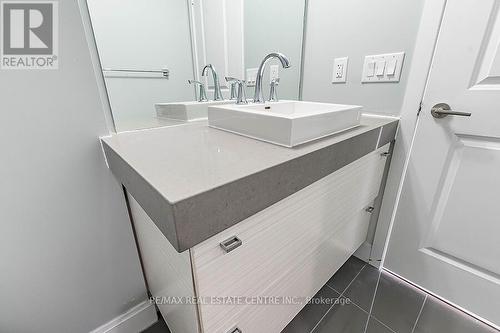 2611 - 33 Shore Breeze Drive, Toronto (Mimico), ON - Indoor Photo Showing Bathroom