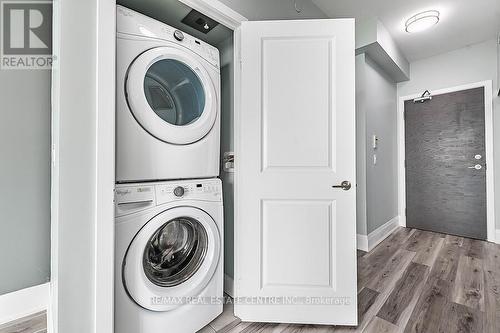 2611 - 33 Shore Breeze Drive, Toronto (Mimico), ON - Indoor Photo Showing Laundry Room