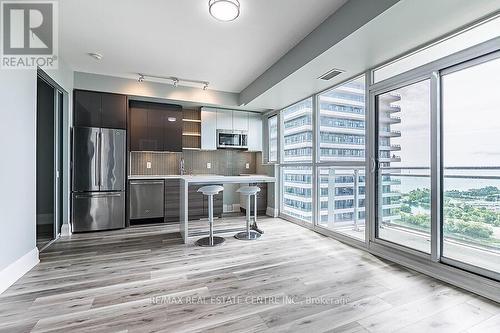 2611 - 33 Shore Breeze Drive, Toronto (Mimico), ON - Indoor Photo Showing Kitchen