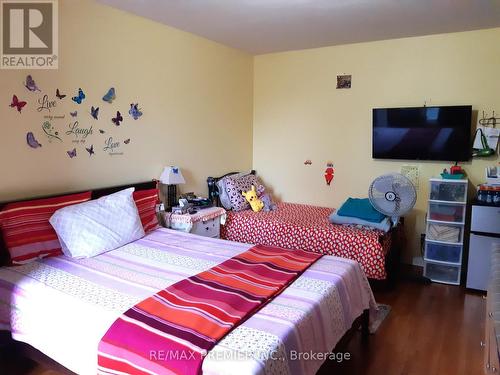 7 - 61 Driftwood Avenue, Toronto (Glenfield-Jane Heights), ON - Indoor Photo Showing Bedroom