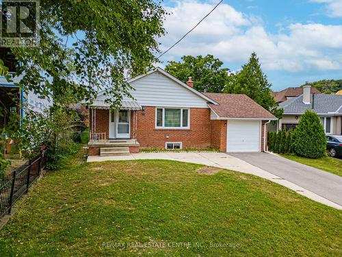 24 Duncairn Drive, Toronto (Princess-Rosethorn), ON - Outdoor